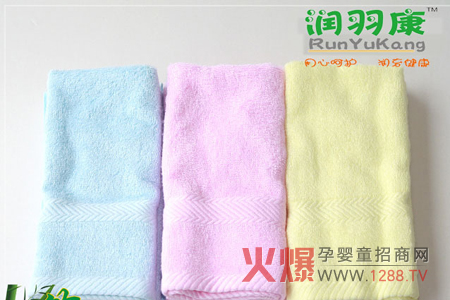潤(rùn)羽康竹纖維小方巾細(xì)軟滑亮韌耐垂