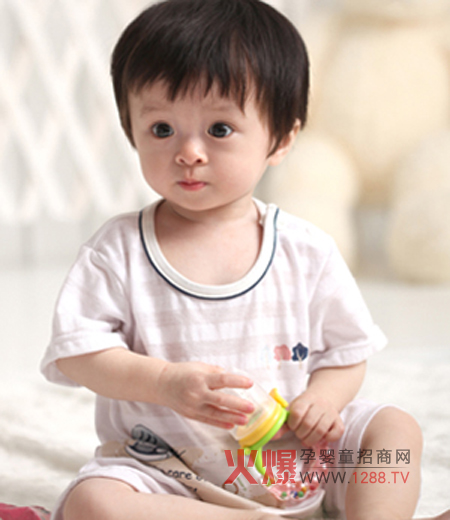 哆啦小貝嬰兒裝誠邀加盟