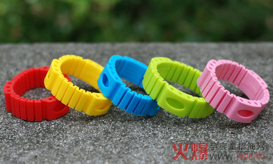 透過(guò)兒童風(fēng)語(yǔ)驅(qū)蚊手環(huán)看綜藝節(jié)目的娛樂(lè)化