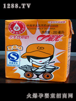 晨光學(xué)生奶（麥香味）