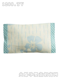 愛心樹空調(diào)枕