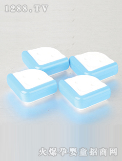 家寶天使藍(lán)白安全保護(hù)腳