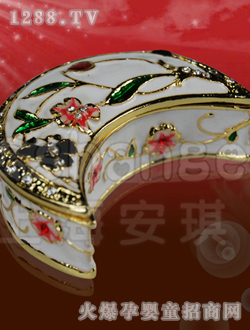小兒廊藏寶盒(月牙型)