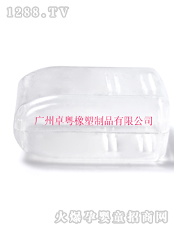 卓粵寬口徑PP奶嘴盒