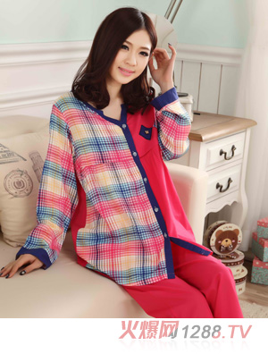 唐綿玫紅藍(lán)配月子服